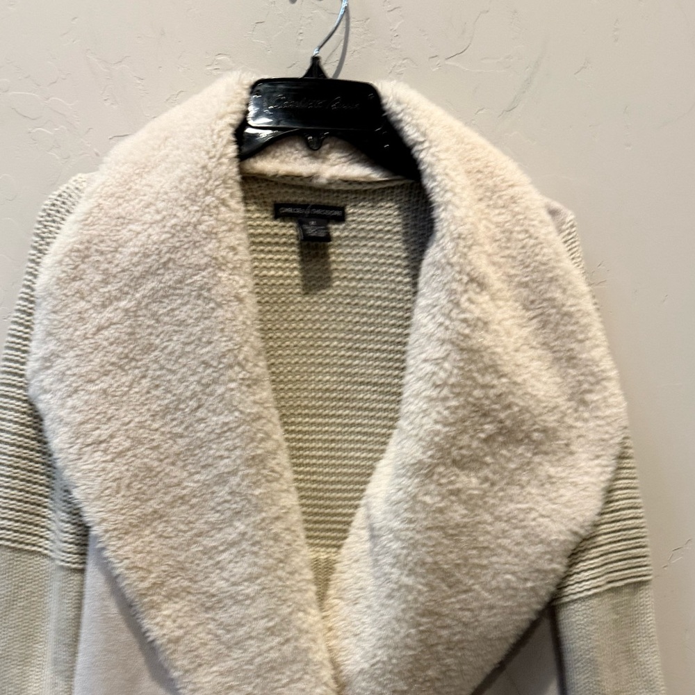 Chelsea and Theodore Cream/Beige Size Medium Jacket - Picture 6 of 7